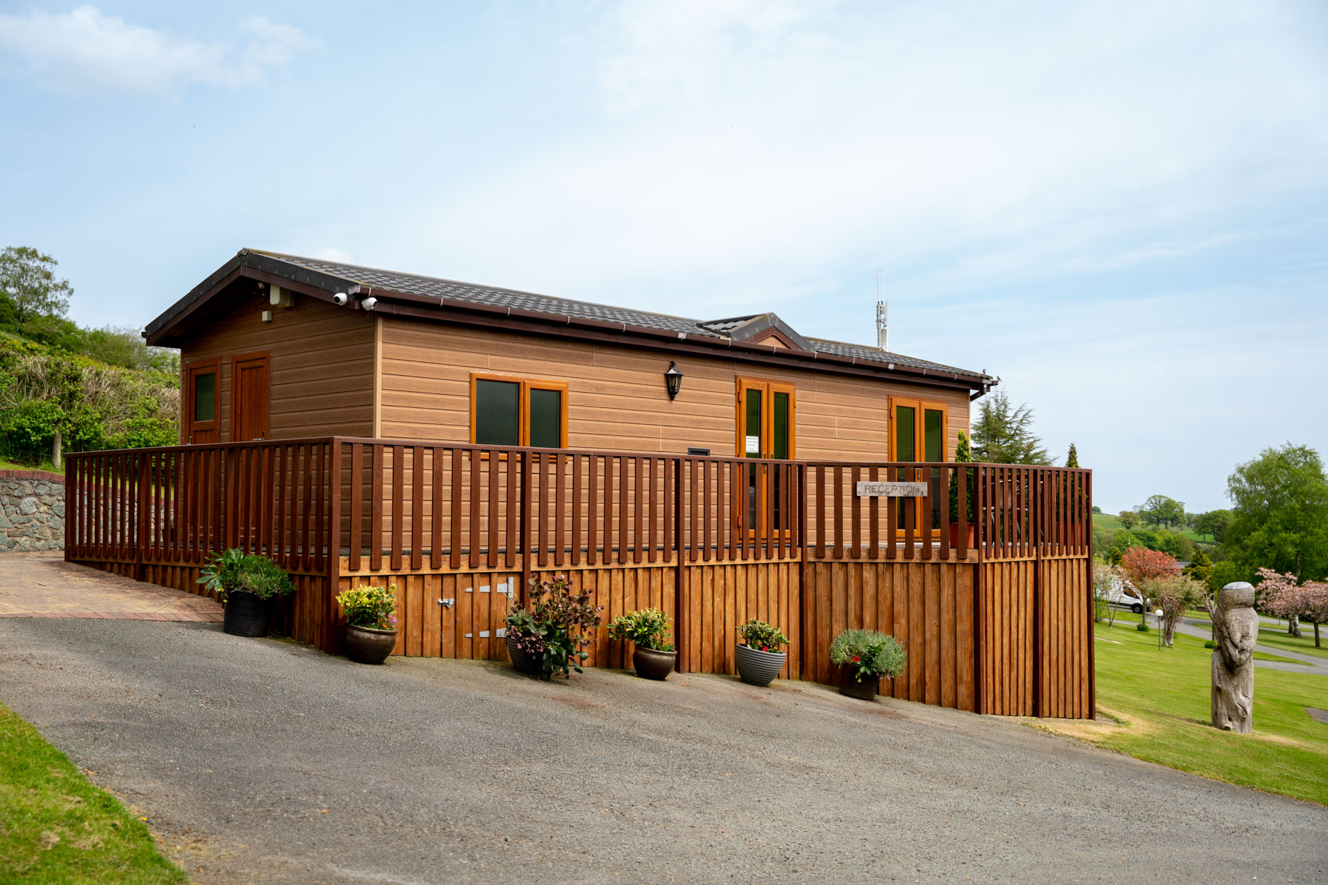 Williams Leisure Group | Oakwood Valley Lodges exterior